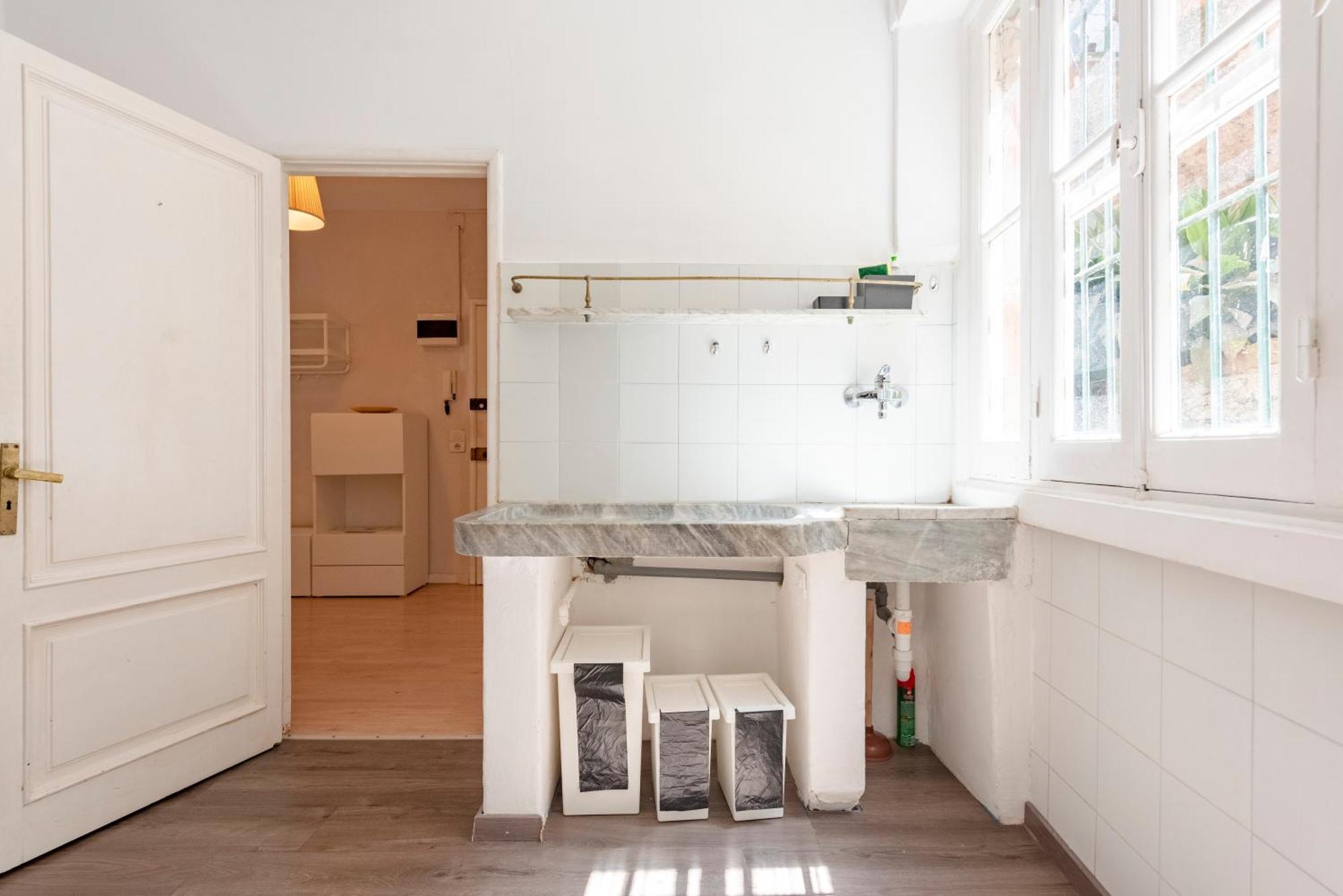 Altido Bright 2Br Apt Right Next To The Waterfront Apartment Portofino Bagian luar foto