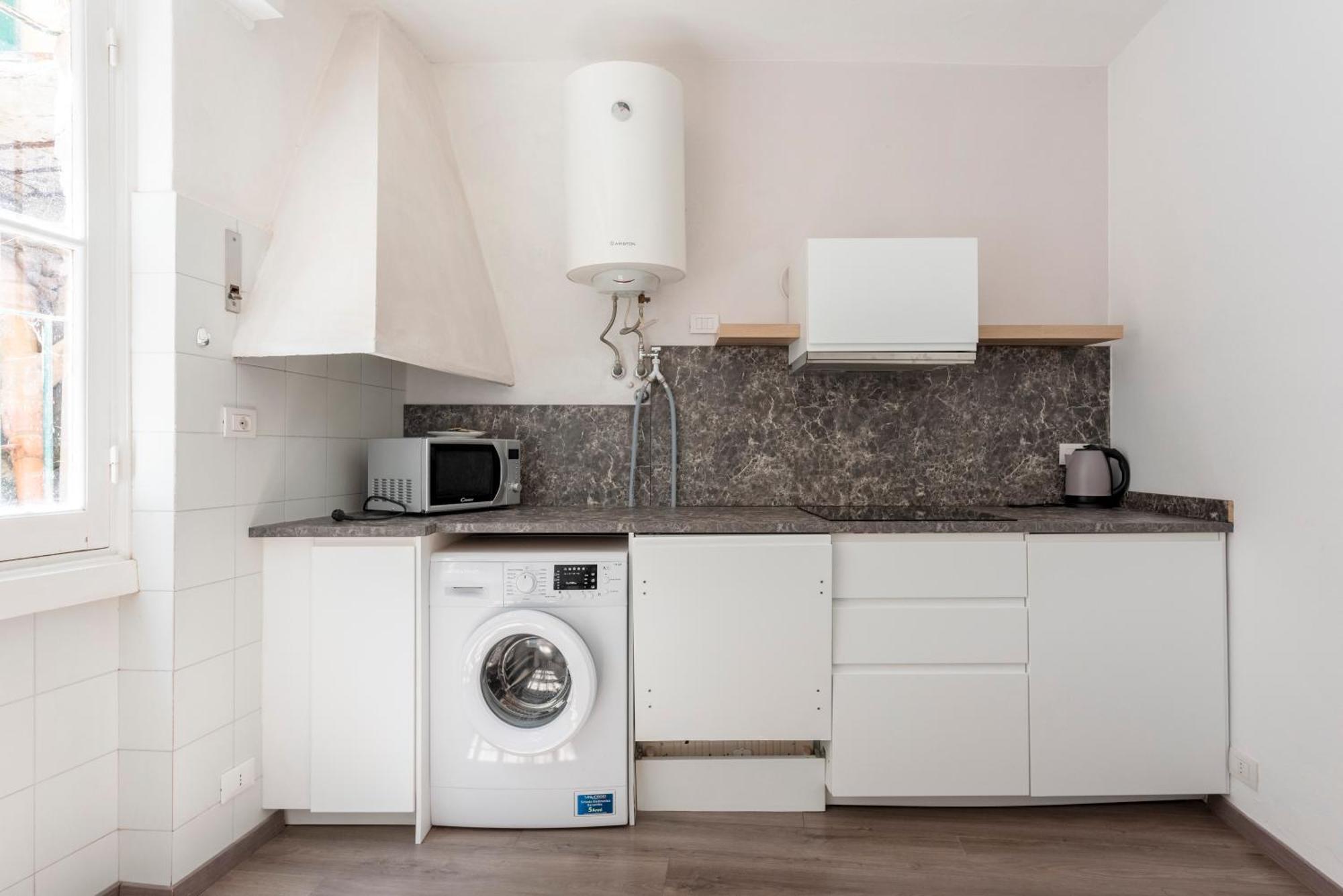 Altido Bright 2Br Apt Right Next To The Waterfront Apartment Portofino Bagian luar foto