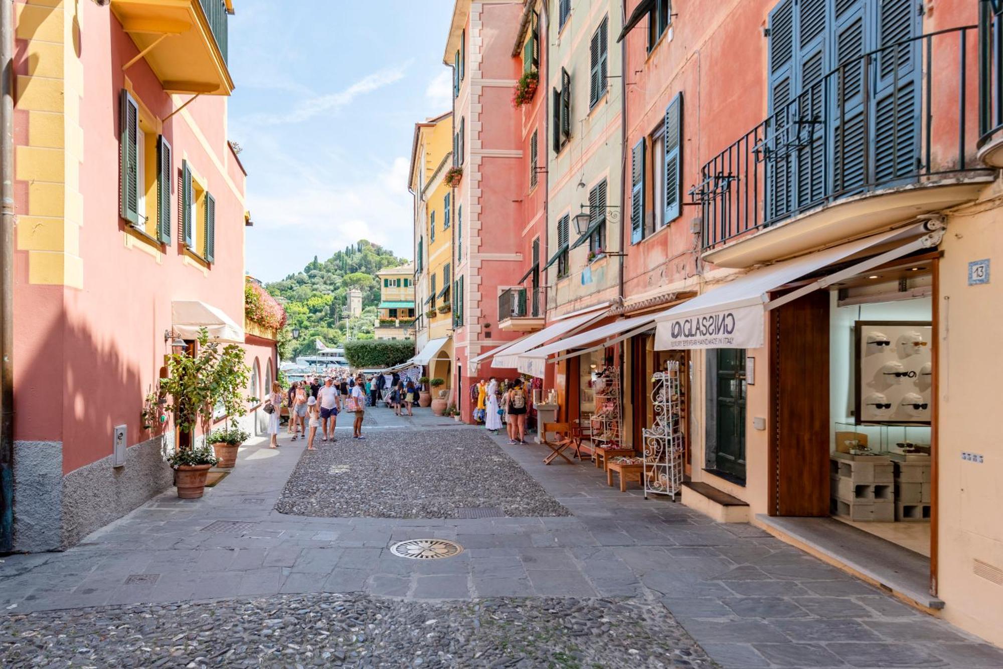 Altido Bright 2Br Apt Right Next To The Waterfront Apartment Portofino Bagian luar foto